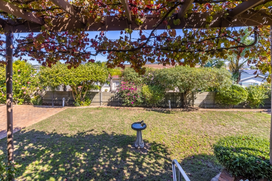 4 Bedroom Property for Sale in Kenridge Western Cape